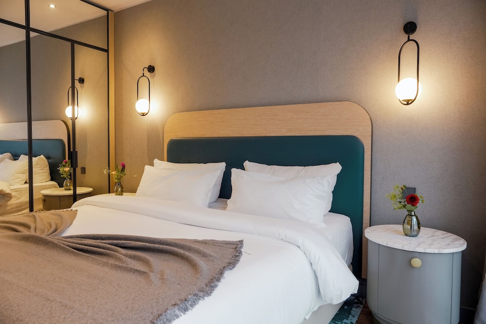 Fourty Three Luxury Serviced Apartments
