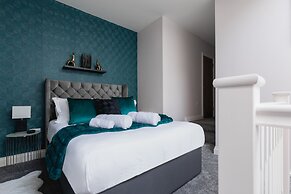 Staycations Maldon Suites