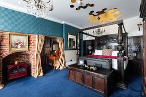 Staycations Maldon Suites