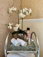 Staycations Maldon Suites