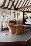 Staycations Maldon Suites