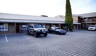 Rodney Motor Inn