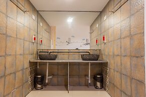 Nap Manor Hostels