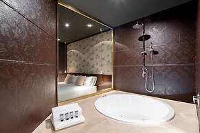 Hotel Punt 14 - Adults only