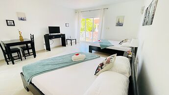 Solaz Boutique Hotel