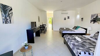 Solaz Boutique Hotel