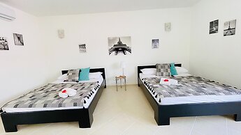 Solaz Boutique Hotel