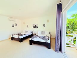 Solaz Boutique Hotel