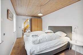 City Harbour House