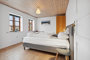 City Harbour House