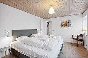 City Harbour House
