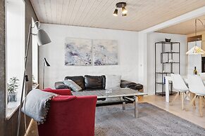 City Harbour House