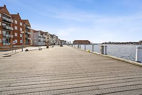 City Harbour House