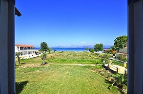 Summer Desire - One Bedroom Apartment With Sea View