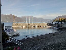 Marco Apartment - Holiday Apartment Luino