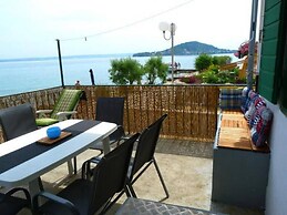 Beachfront Holiday House Žal