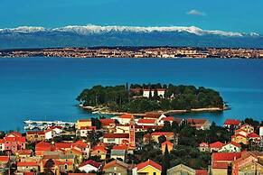 Beachfront Holiday House Žal
