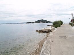 Beachfront Holiday House Žal