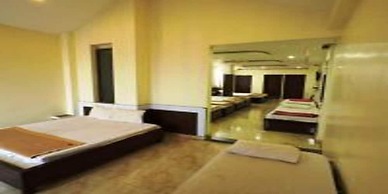 Silver Suite