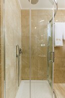 Aria Garden Suites