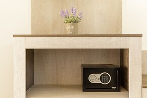 Aria Garden Suites