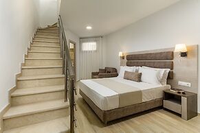 Aria Garden Suites