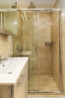 Aria Garden Suites