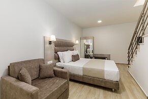 Aria Garden Suites