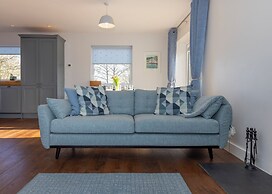 38 Venn Park