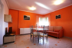 Summer House Amon
