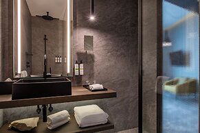 Pullman Tbilisi Axis Towers