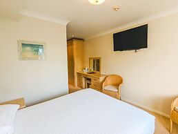 THE GROVE HOTEL