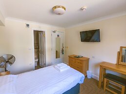 THE GROVE HOTEL