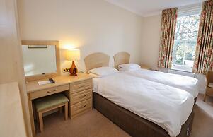 THE GROVE HOTEL