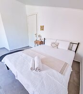 Four Holiday Suites