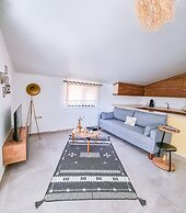 Four Holiday Suites