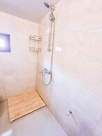 Four Holiday Suites
