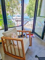 Four Holiday Suites