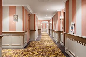 Edgar Suites Châtillon