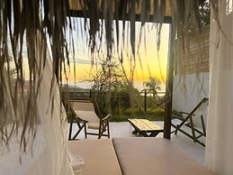 Rustic Hill Private Pool Rooms