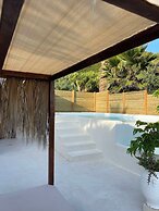 Rustic Hill Private Pool Rooms