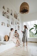 Raw Beach Hotel