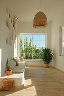 Raw Beach Hotel