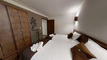 Tokio Suites