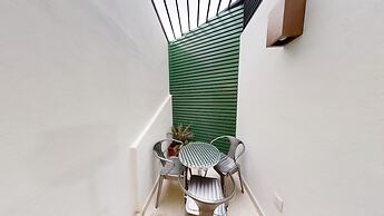 Tokio Suites
