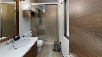 Tokio Suites
