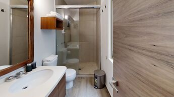 Tokio Suites
