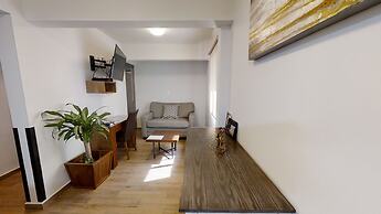 Tokio Suites
