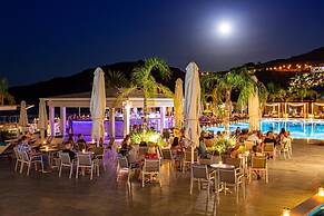 Lindos Bay Suites