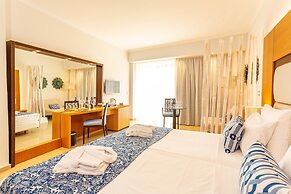 Lindos Bay Suites